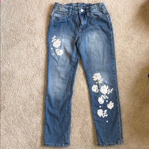 NWOT Gap Kids embroidered girlfriend jeans
